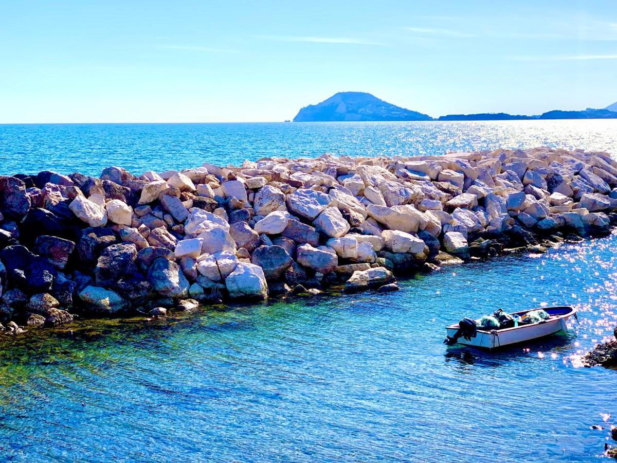 Artis Mare Bed & Breakfast Pozzuoli Exterior photo