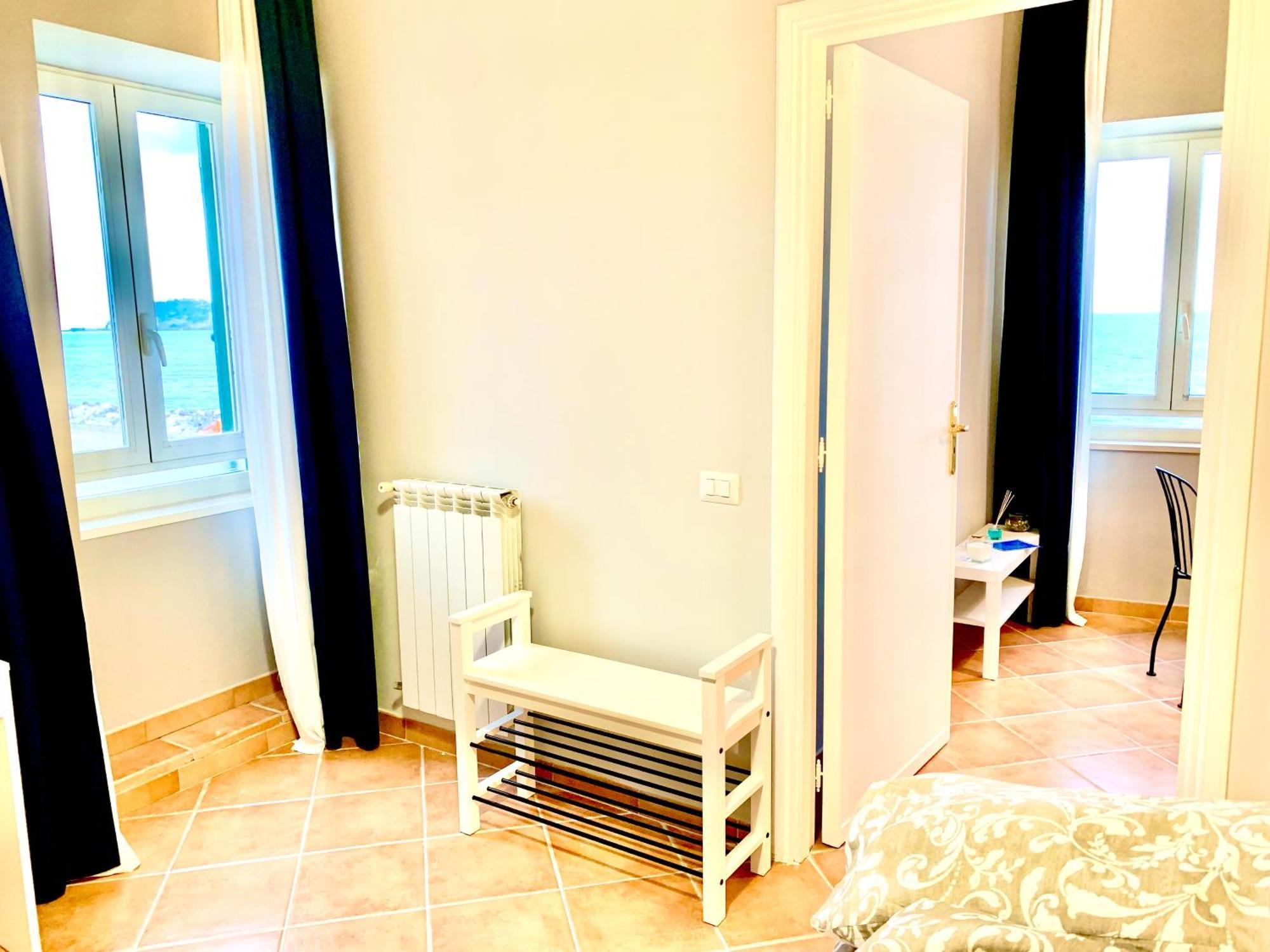 Artis Mare Bed & Breakfast Pozzuoli Exterior photo