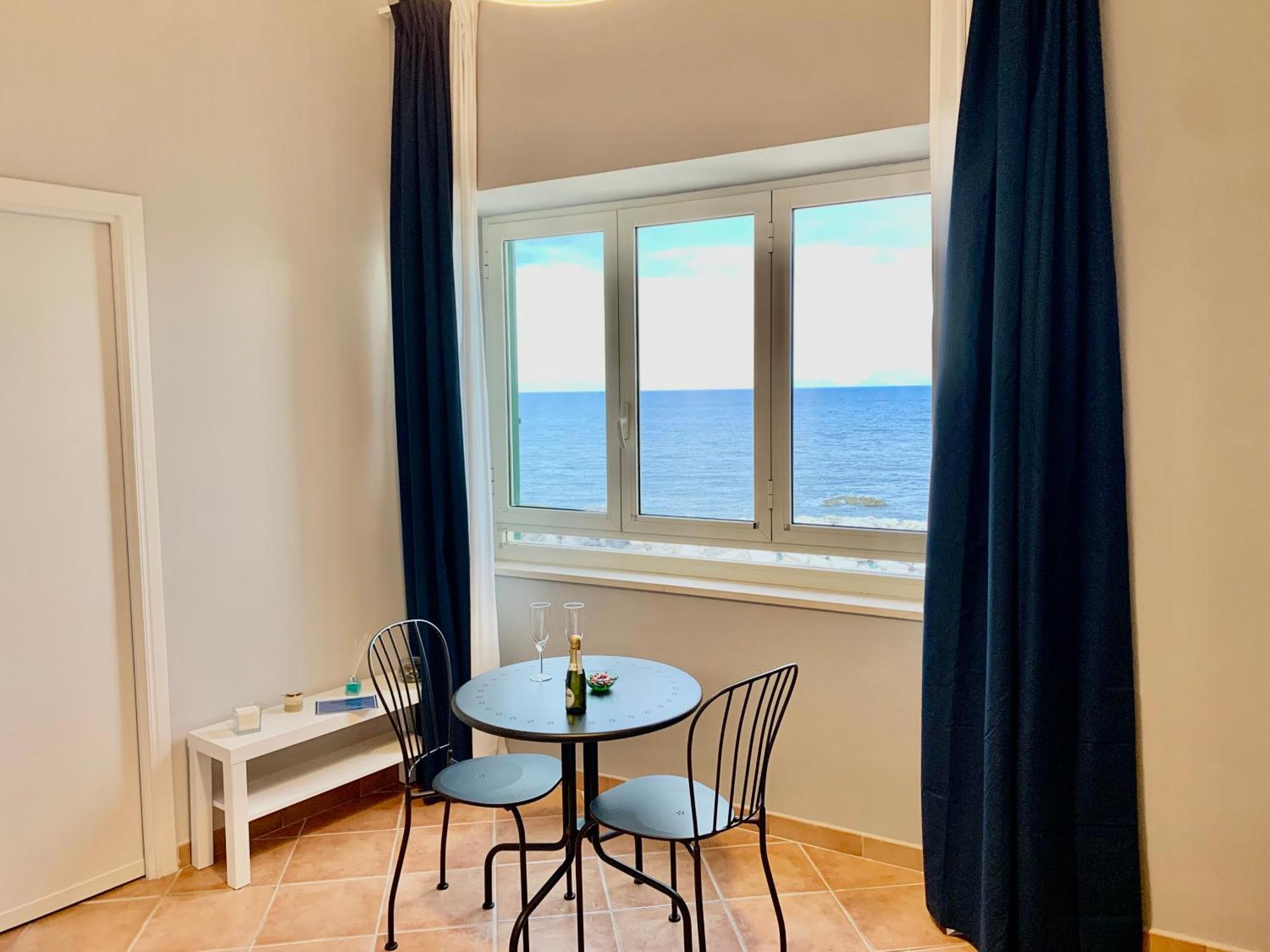 Artis Mare Bed & Breakfast Pozzuoli Exterior photo