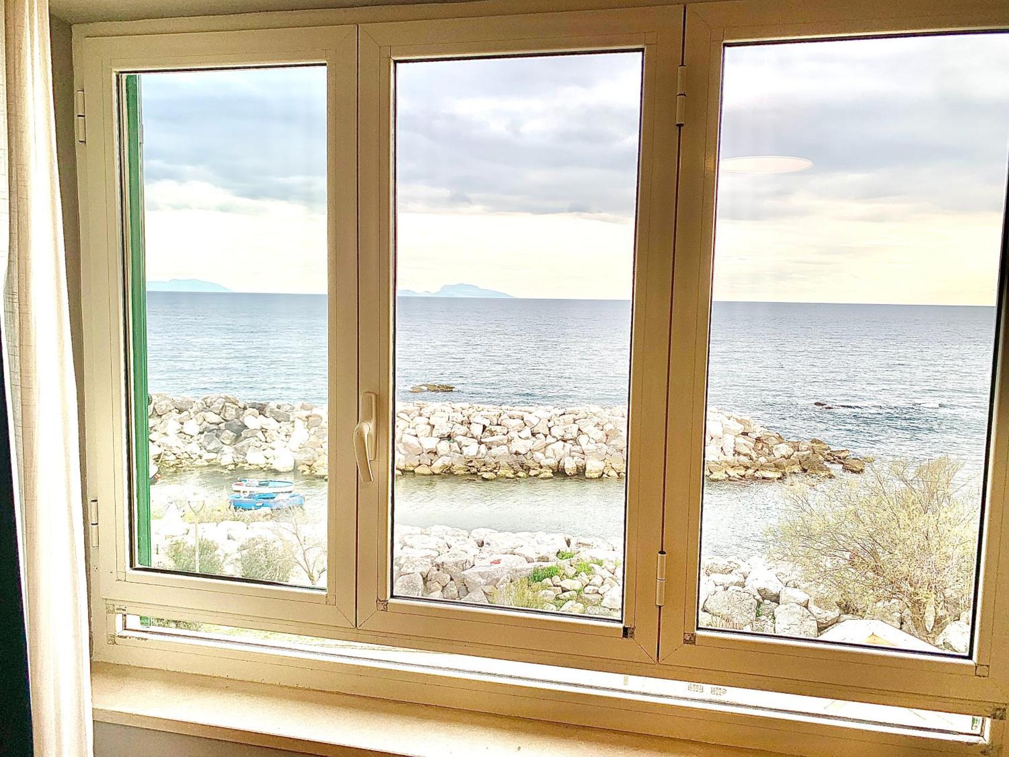 Artis Mare Bed & Breakfast Pozzuoli Exterior photo